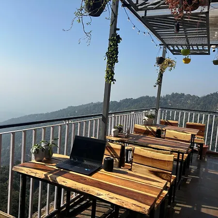 Lord Krishna Boutique Stay-3